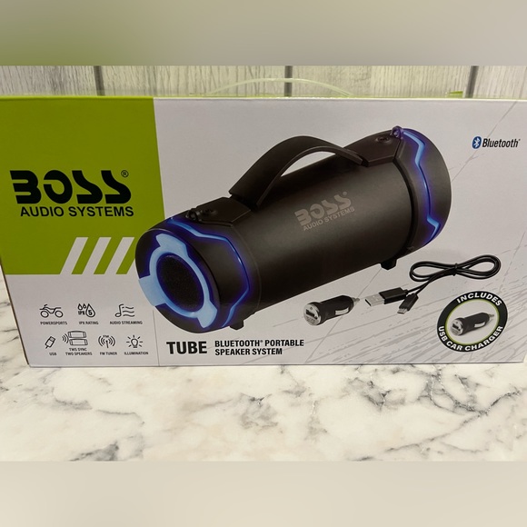 Boss Bluetooth speaker new in box - Picture 3 of 3